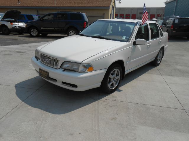 1999 Volvo S70 ST VERY LOW Miles