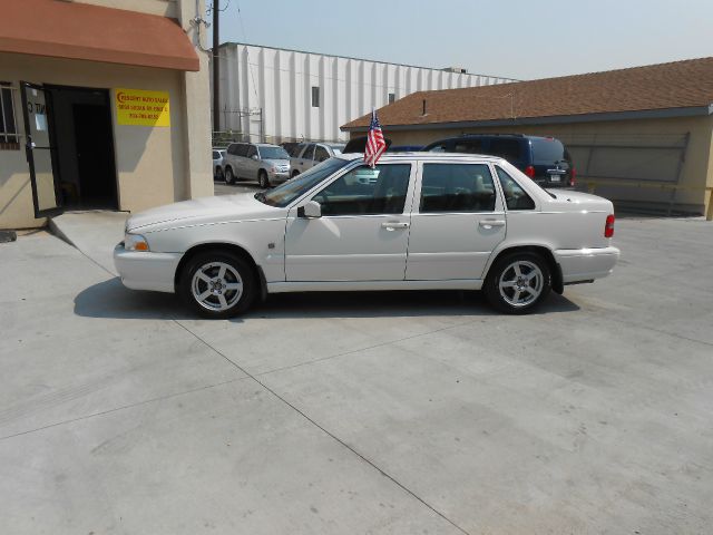 1999 Volvo S70 ST VERY LOW Miles