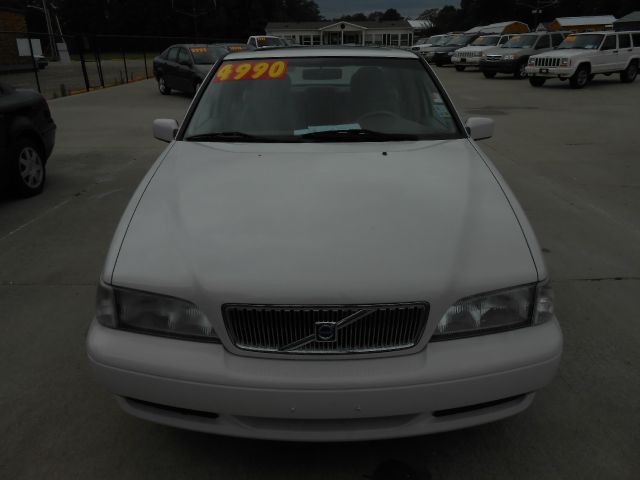 2000 Volvo S70 LS Special Value