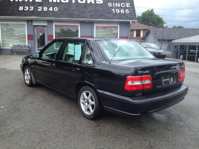 2000 Volvo S70 LS Special Value