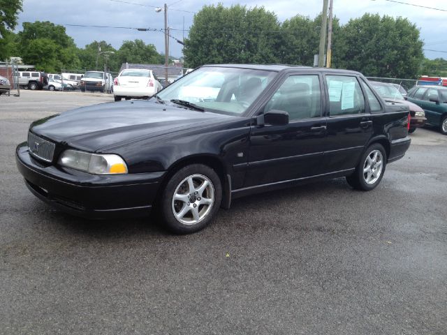 2000 Volvo S70 LS Special Value