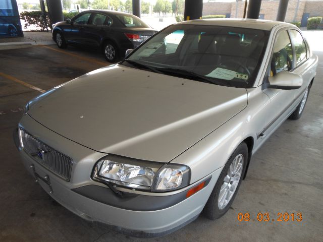 1999 Volvo S80 LE 4x4 SUV