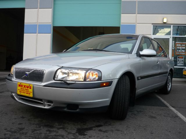 2000 Volvo S80 4X4 - ONE Owner