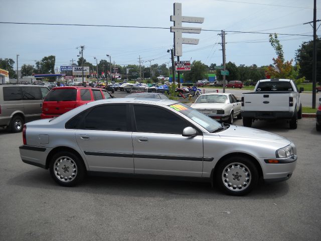 2000 Volvo S80 4X4 - ONE Owner