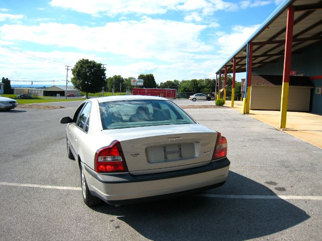 2000 Volvo S80 4X4 - ONE Owner