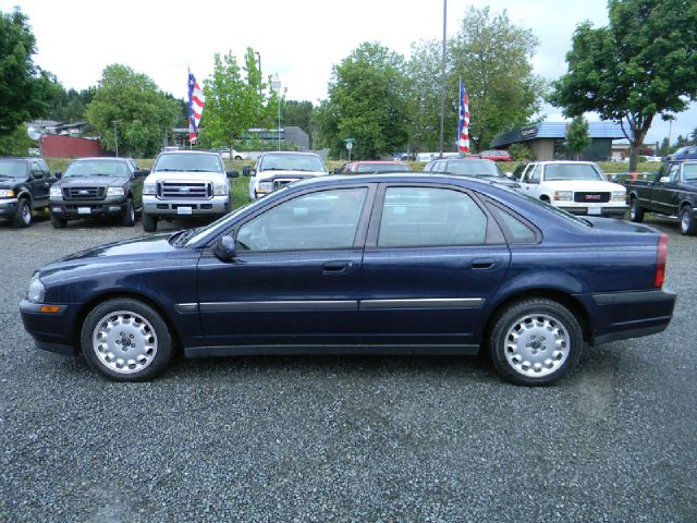 2000 Volvo S80 4X4 - ONE Owner