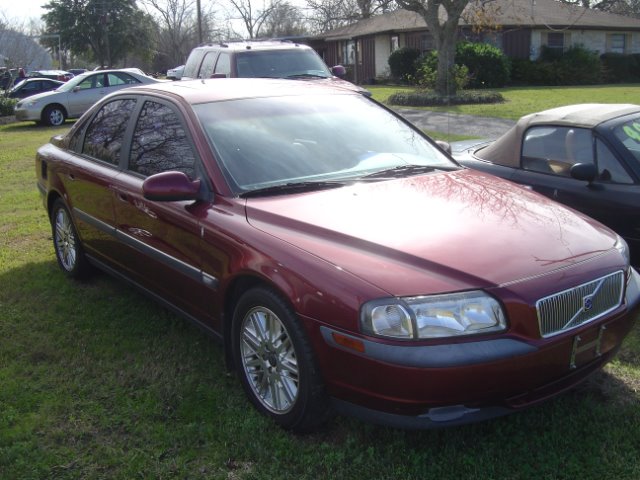 2000 Volvo S80 4X4 - ONE Owner