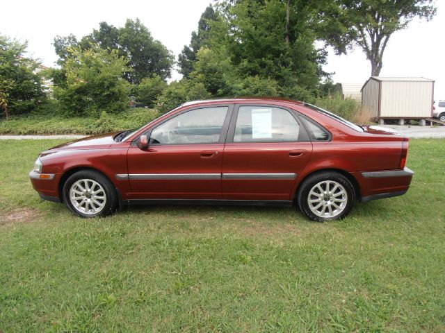 2000 Volvo S80 4X4 - ONE Owner