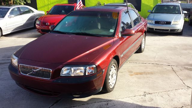 2000 Volvo S80 4X4 - ONE Owner