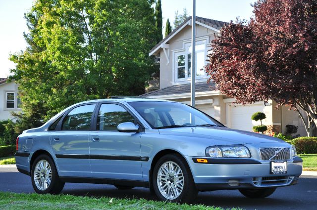 2000 Volvo S80 4X4 - ONE Owner