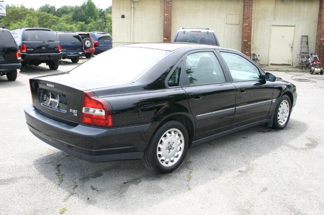 2000 Volvo S80 4X4 - ONE Owner