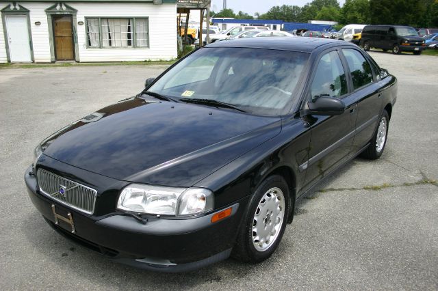 2000 Volvo S80 4X4 - ONE Owner