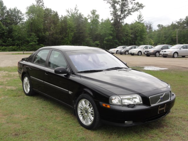 2000 Volvo S80 LE 4x4 SUV