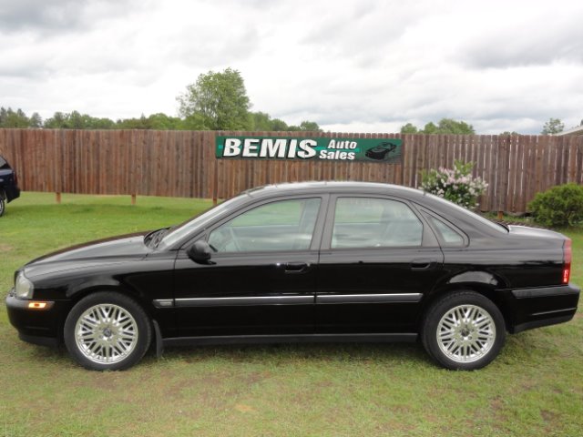 2000 Volvo S80 LE 4x4 SUV