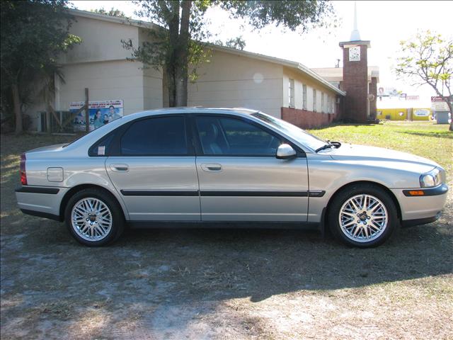 2001 Volvo S80 4X4 - ONE Owner