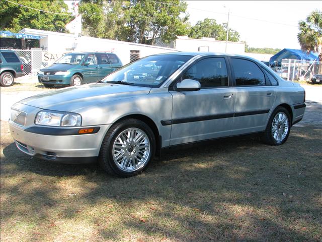 2001 Volvo S80 4X4 - ONE Owner