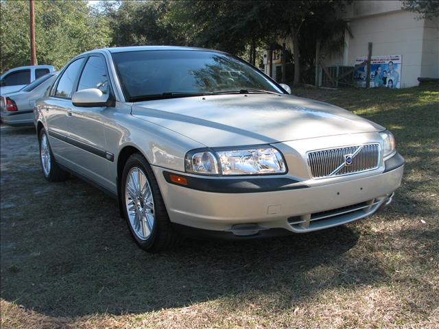 2001 Volvo S80 4X4 - ONE Owner