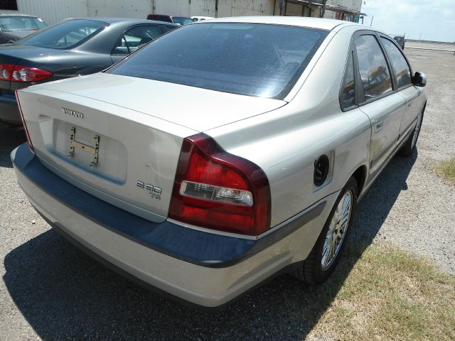 2001 Volvo S80 Unknown