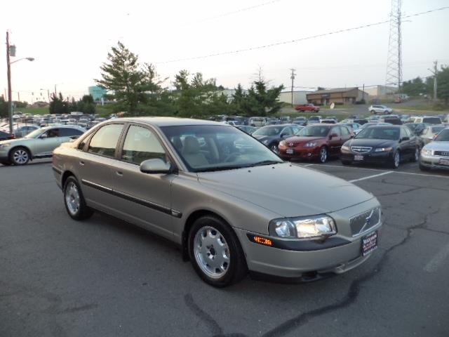 2001 Volvo S80 TSi Laredo, 4X4