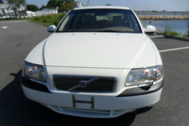 2001 Volvo S80 4X4 - ONE Owner