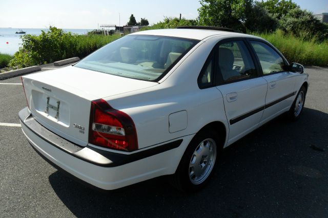 2001 Volvo S80 4X4 - ONE Owner