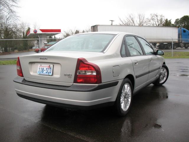 2001 Volvo S80 LE 4x4 SUV