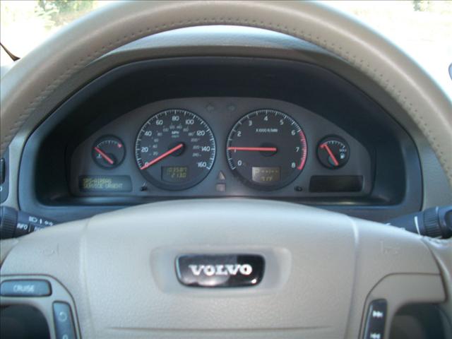 2001 Volvo S80 Unknown