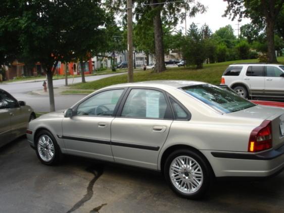 2001 Volvo S80 LE 4x4 SUV