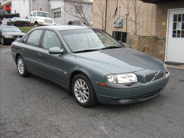 2001 Volvo S80 4X4 - ONE Owner