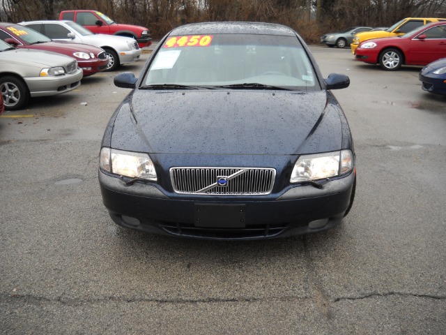 2001 Volvo S80 LE 4x4 SUV