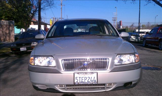 2001 Volvo S80 4X4 - ONE Owner