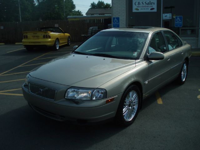 2002 Volvo S80 4X4 - ONE Owner