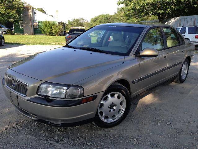 2002 Volvo S80 4X4 - ONE Owner