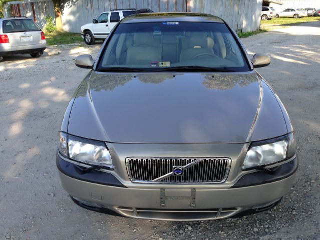 2002 Volvo S80 4X4 - ONE Owner