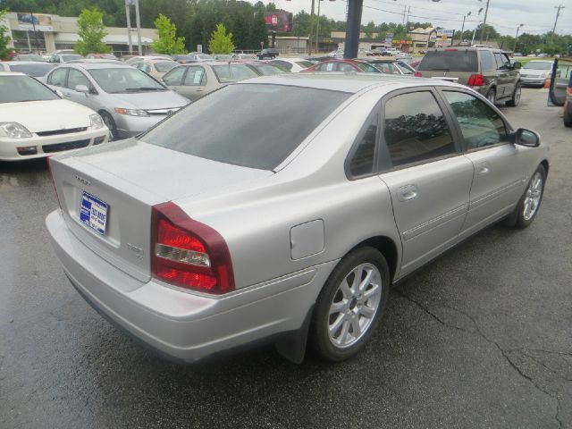 2003 Volvo S80 SE W/ Navigation