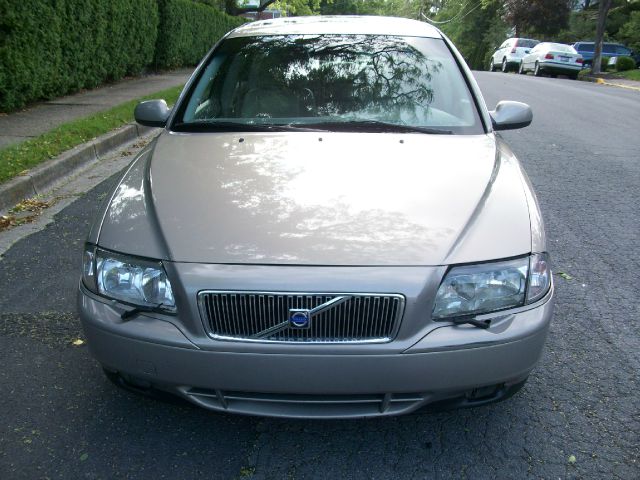 2003 Volvo S80 LE 4x4 SUV