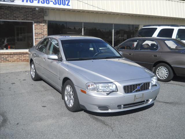 2003 Volvo S80 4X4 - ONE Owner