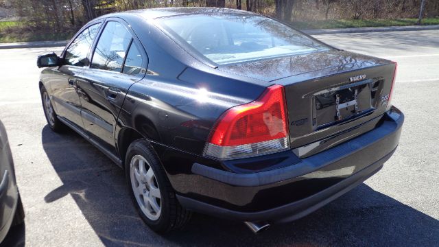 2003 Volvo S80 SE W/ Navigation