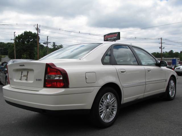 2003 Volvo S80 4X4 - ONE Owner