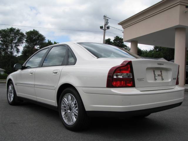 2003 Volvo S80 4X4 - ONE Owner