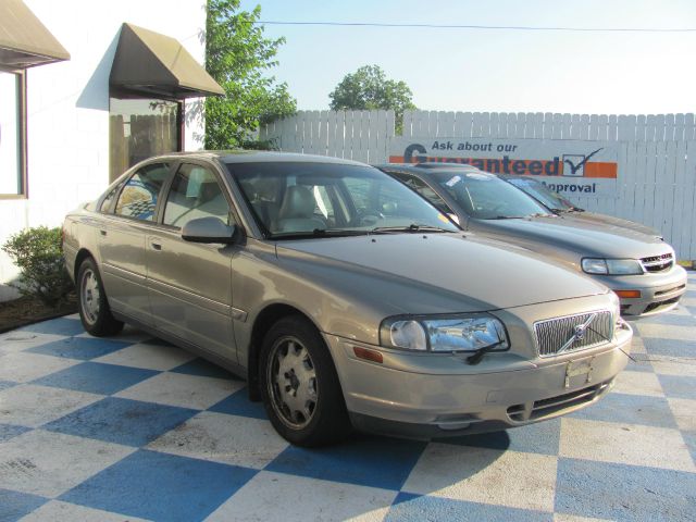 2003 Volvo S80 4X4 - ONE Owner