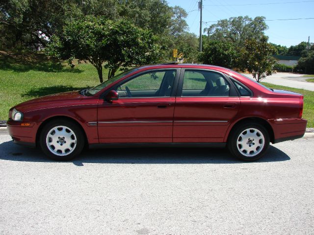 2003 Volvo S80 4X4 - ONE Owner