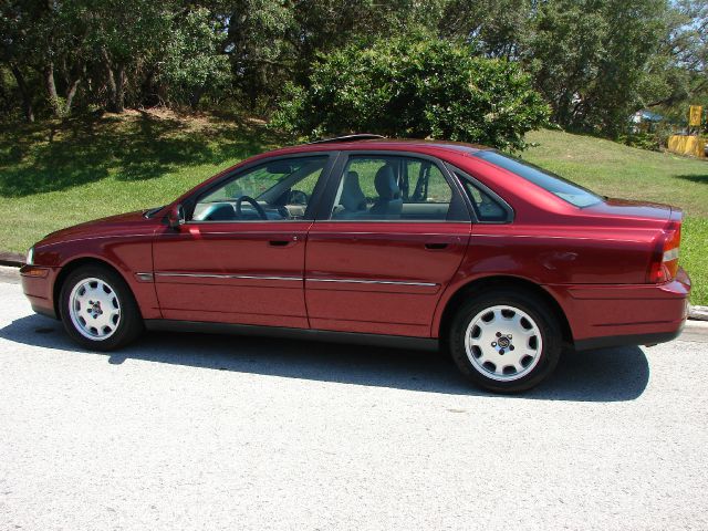 2003 Volvo S80 4X4 - ONE Owner