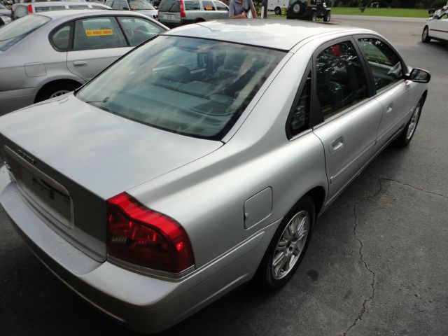 2004 Volvo S80 Unknown