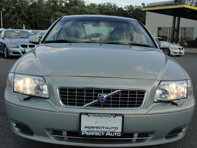 2004 Volvo S80 4WD 4dr Sport