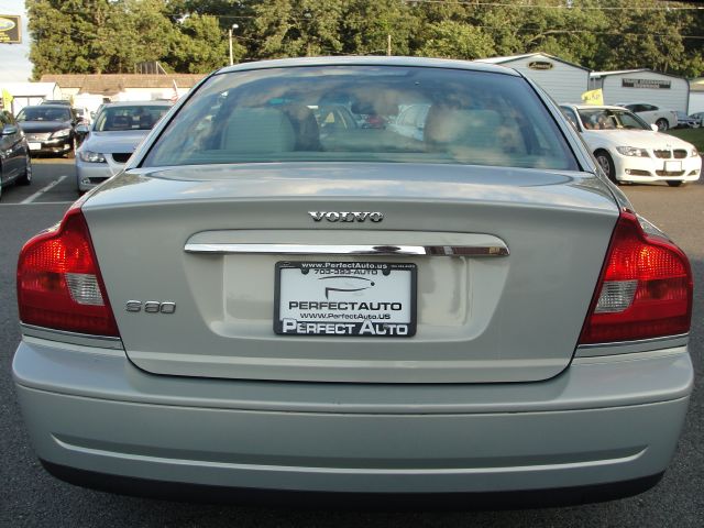 2004 Volvo S80 4WD 4dr Sport