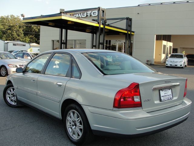 2004 Volvo S80 4WD 4dr Sport