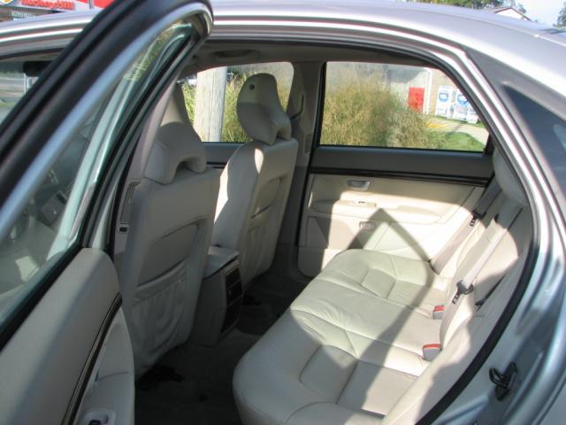 2004 Volvo S80 Sport 4x4 SUV