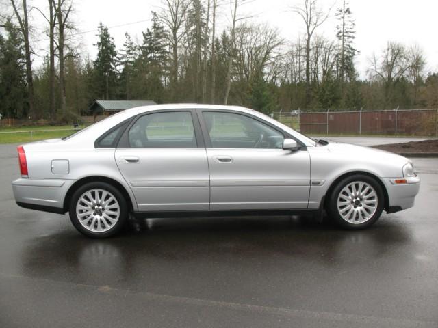 2004 Volvo S80 4X4 - ONE Owner