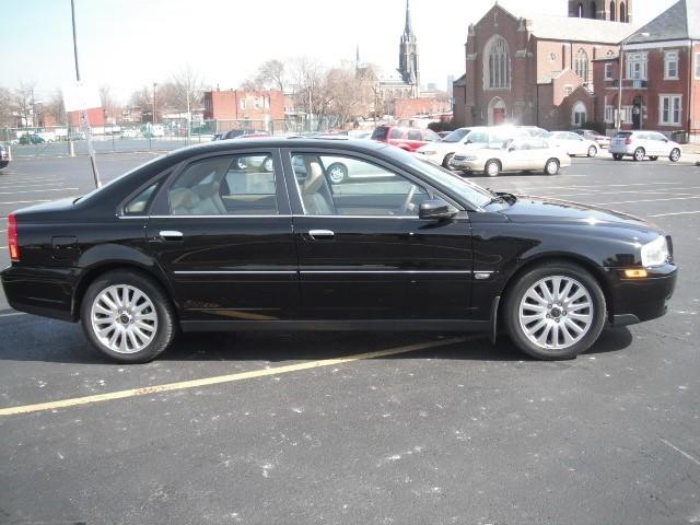 2004 Volvo S80 Aero Convertible